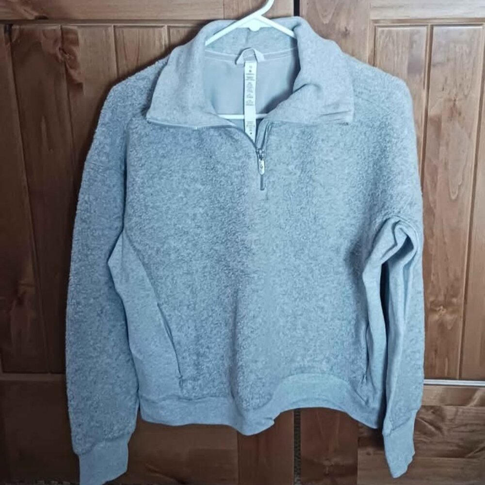 Lululemon Stand Out Sherpa 1/2 zip